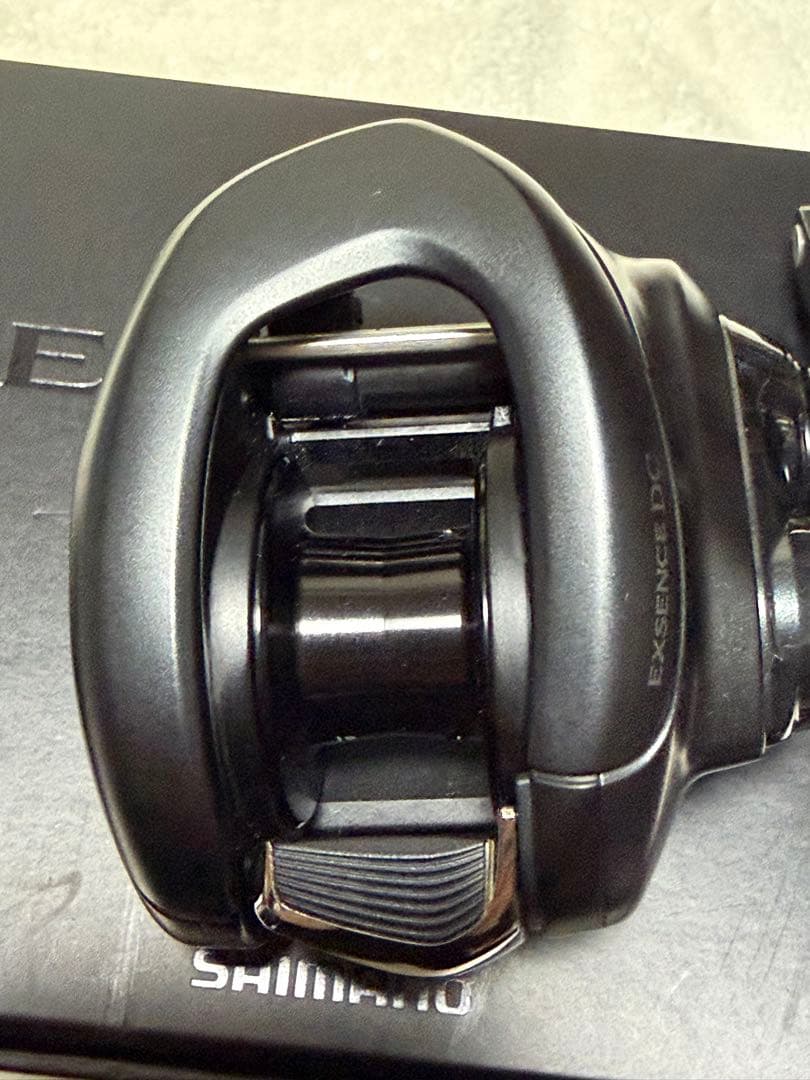 シマノ　22エクスセンスDC XG 右ハンドル