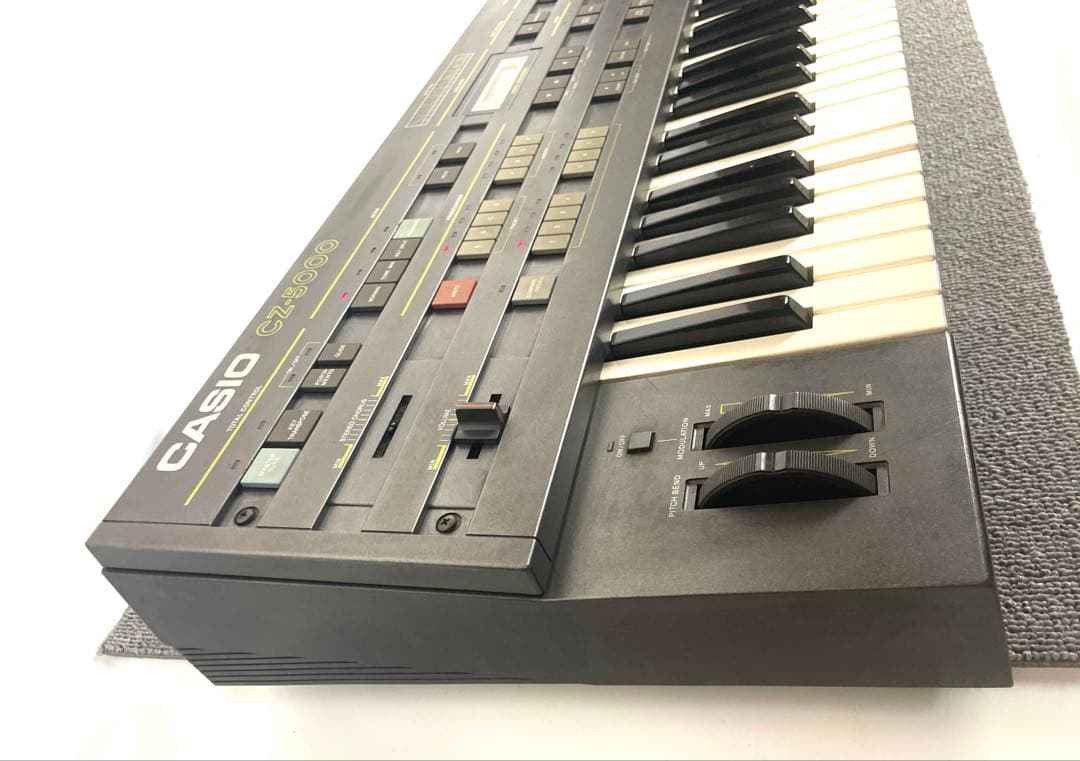 CASIO CZ-5000 SYNTHESIZER デジタルシンセサイザー