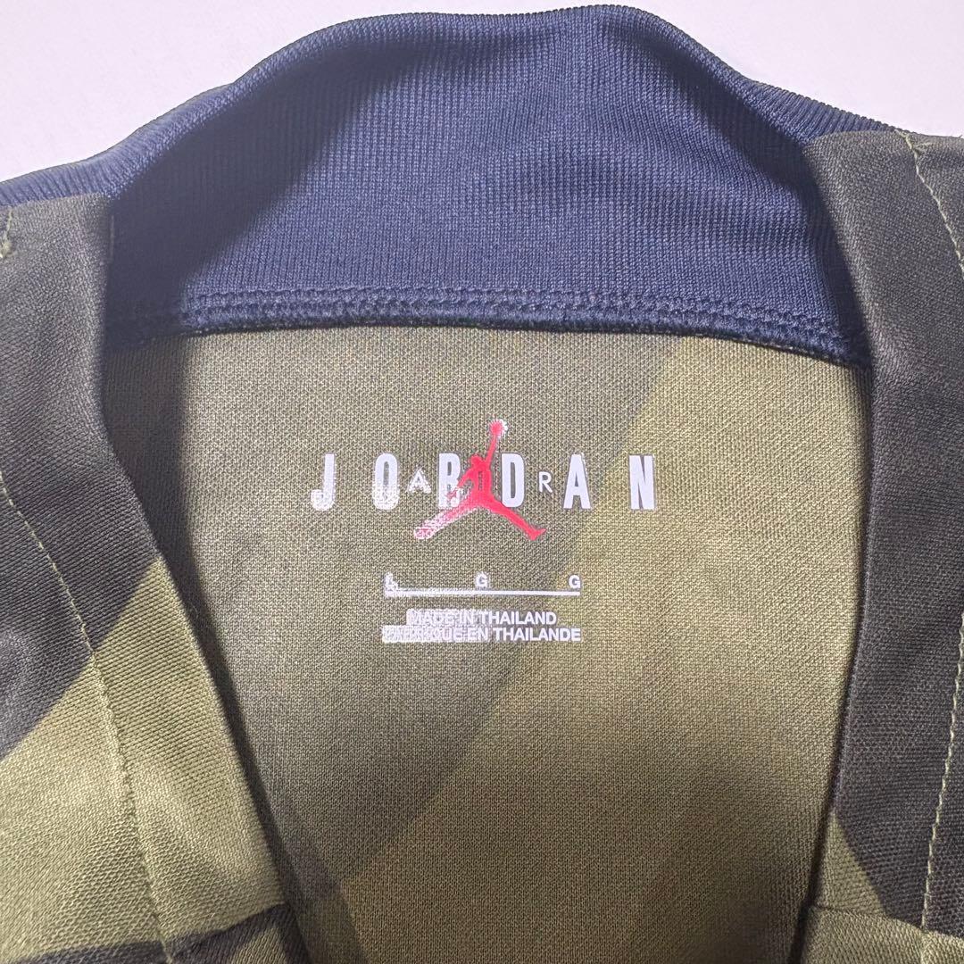 日本未発売 PSG パリの公式ストアで購入　プレマッチシャツ 23-24