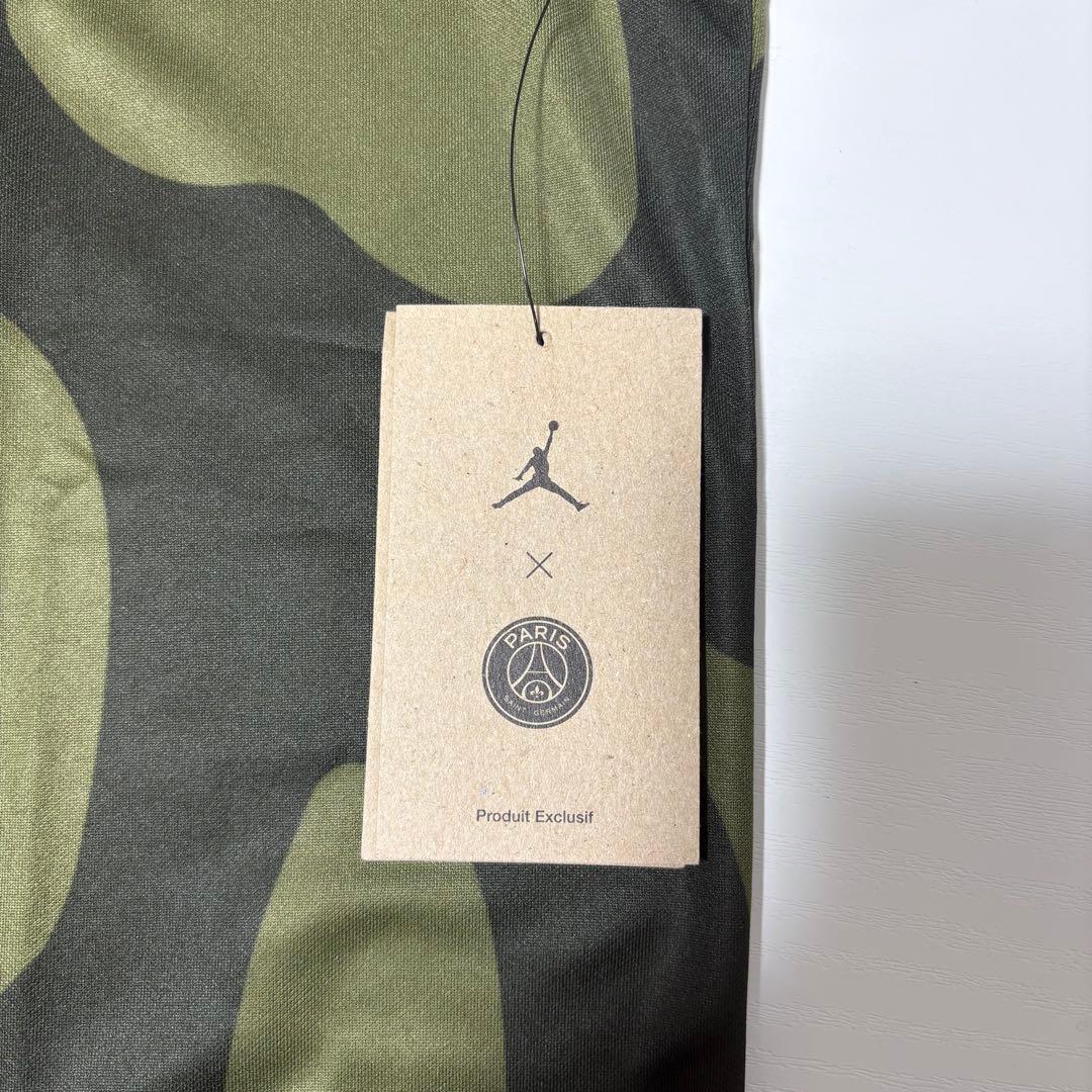 日本未発売 PSG パリの公式ストアで購入　プレマッチシャツ 23-24