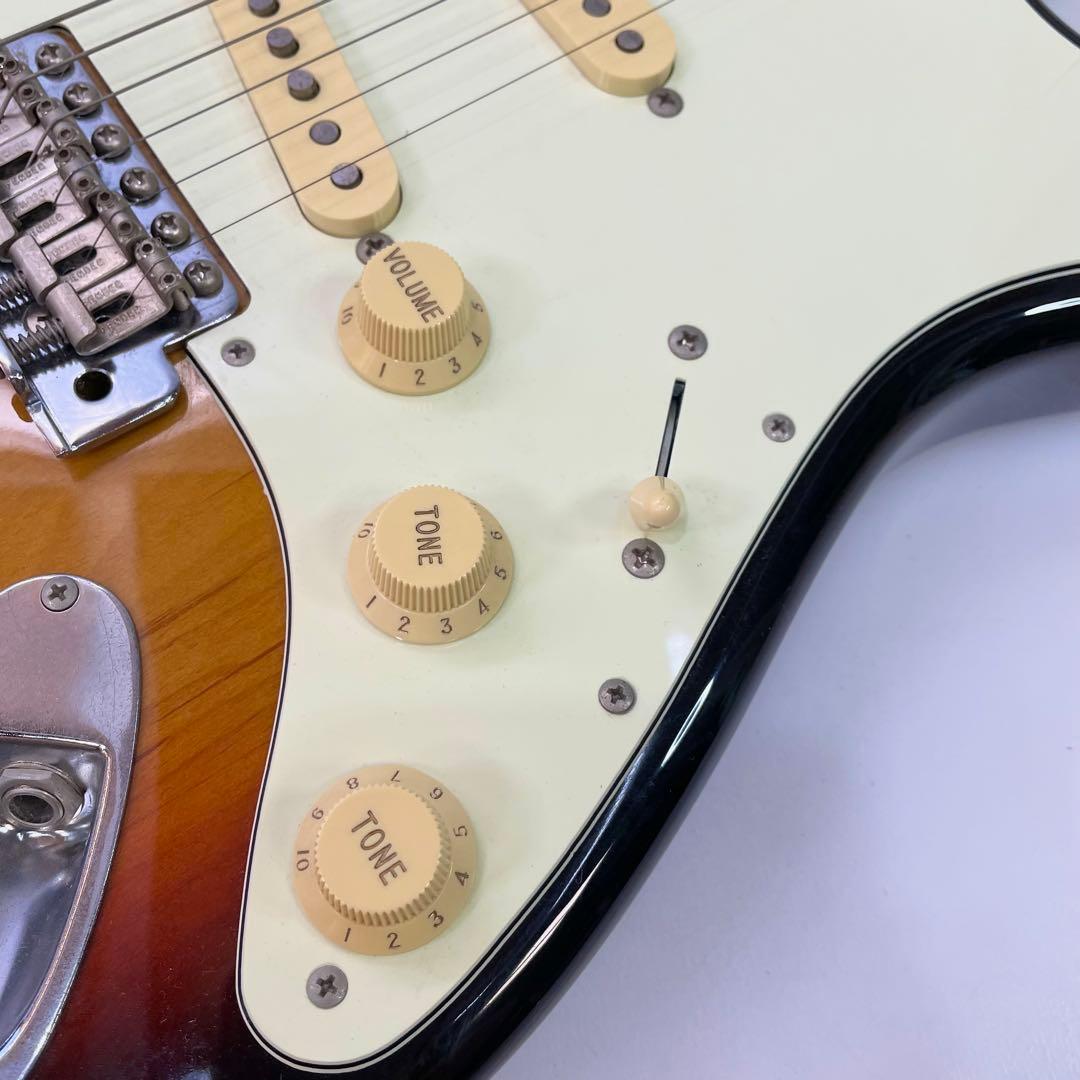 ◎ Fender Japan ストラトキャスター Qシリアル