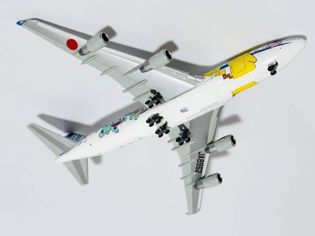 全日空商事 1/200 B747-400 ポケモンジェットNH40008