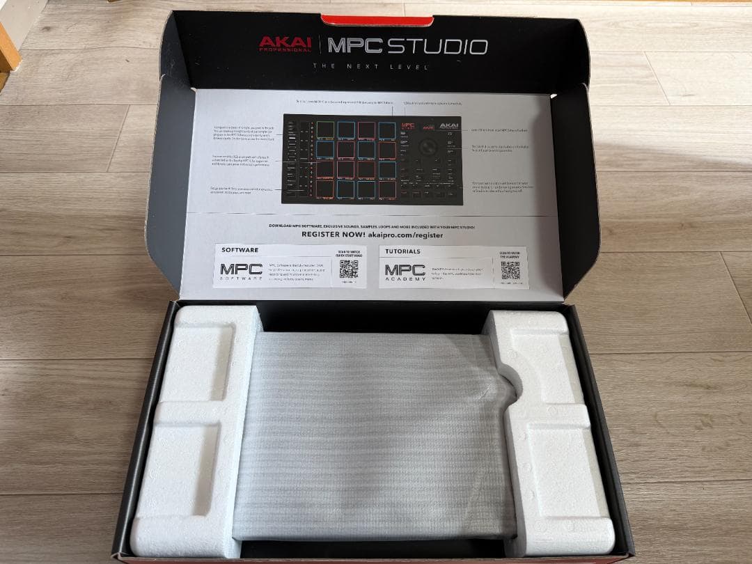 AKAI MPC STUDIO｜MIDIパッドコントローラー｜新品未使用