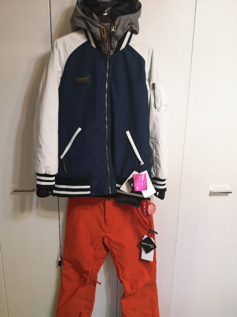 多彩★レディース★スノボウェア★上下セット★XS★S★M★スタジャン★ネイビー