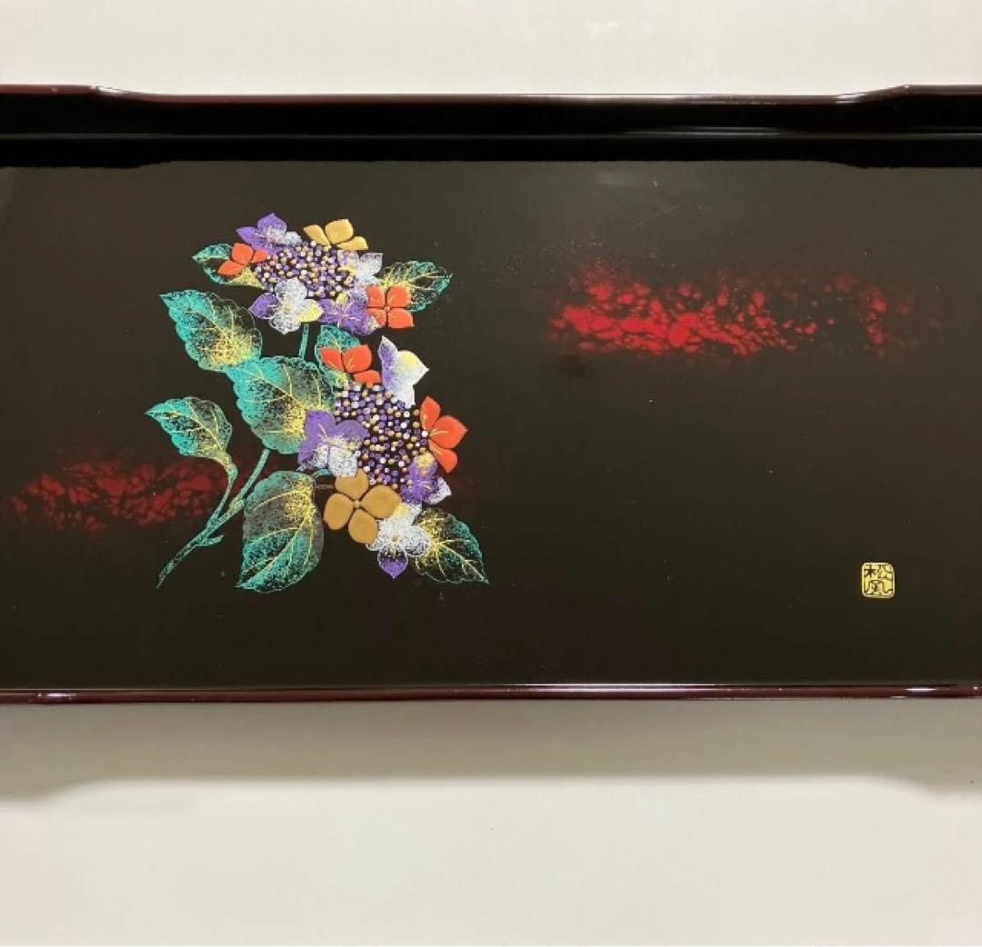 新品　未使用　おぼん　漆塗り　高級　レア　希少価値　匿名発送　送料無料　花柄