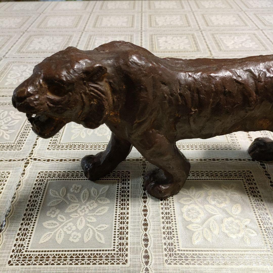 ブロンズ製『虎』作家刻印入