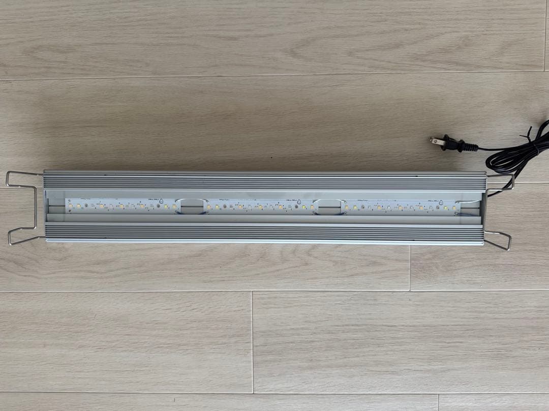 ガラス水槽 、外部フィルター、LEDライトのセット