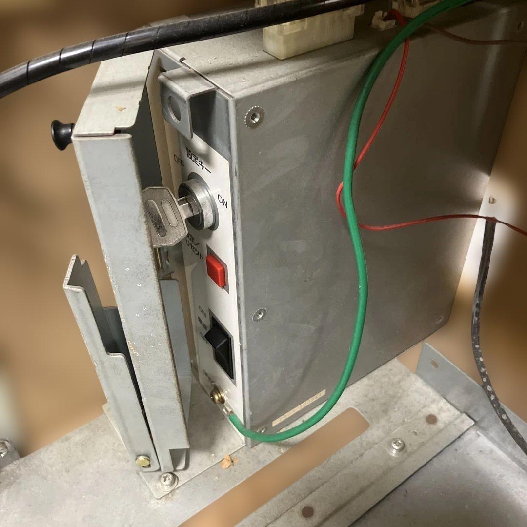 新世紀エヴァンゲリオン 約束の時 スロット台 パチスロ実機 不要機 ドア