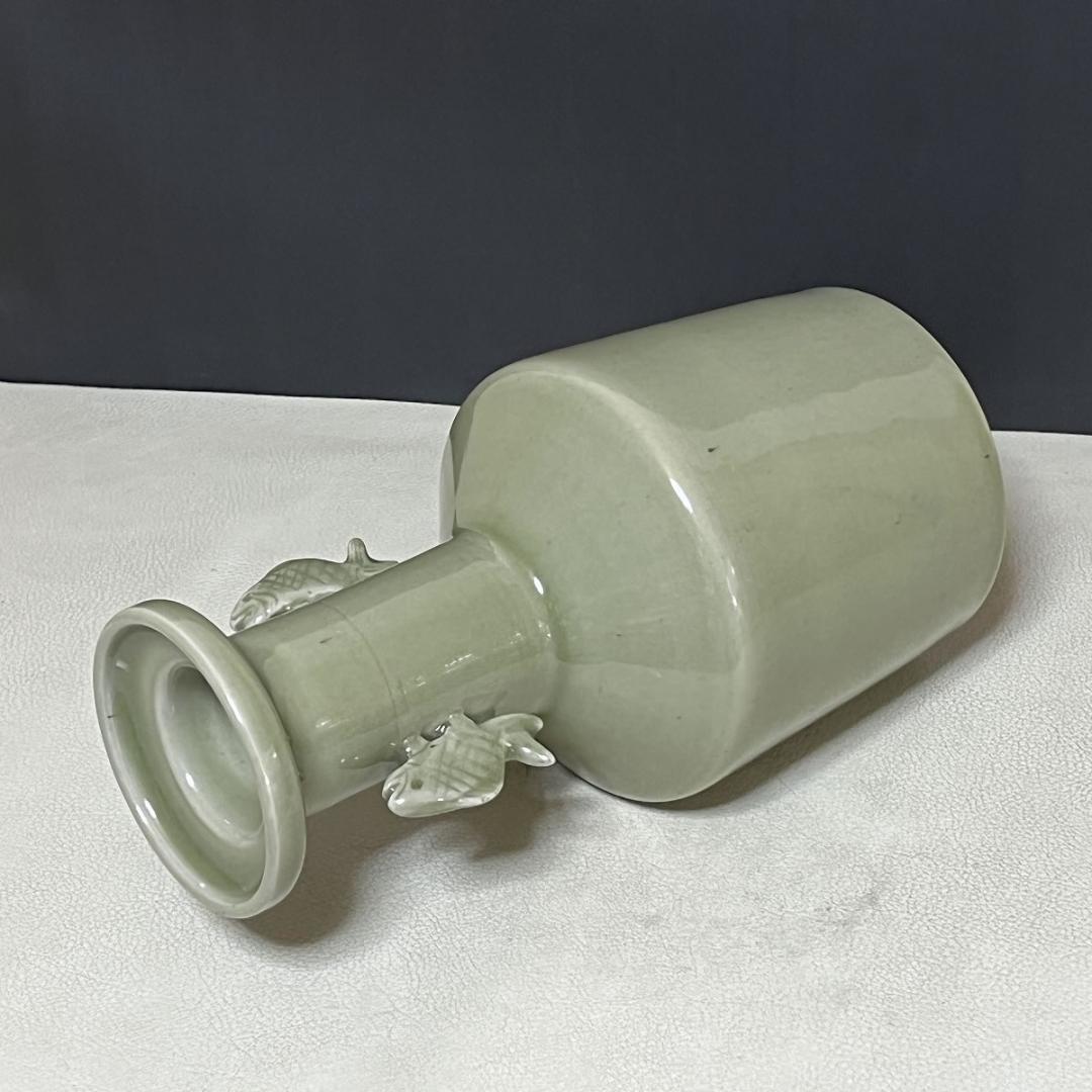 やっちゃん 阿漕焼 魚水庵 青磁 魚耳付 花生 共箱 耳付 【k3425】