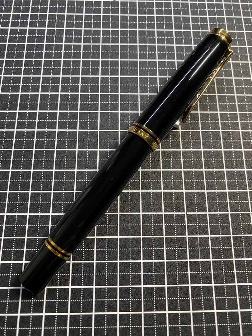 Pelikan Souveran R800 BLACK ローラーボール