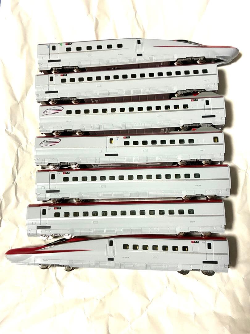 E6系秋田新幹線7両　kato ライト点灯動力動作確認済