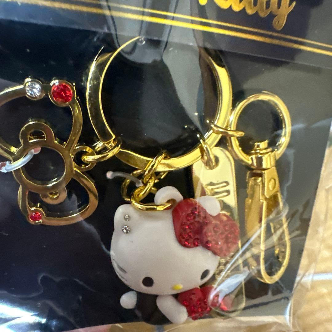 ハローキティキーホルダー
