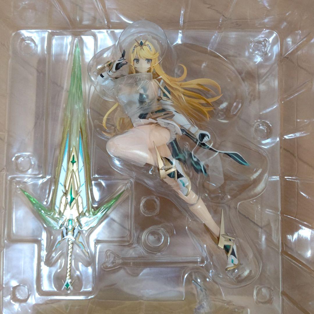 ゼノブレイド2 ホムラ　ヒカリ　ニア　フィギュア　3体セット　正規品