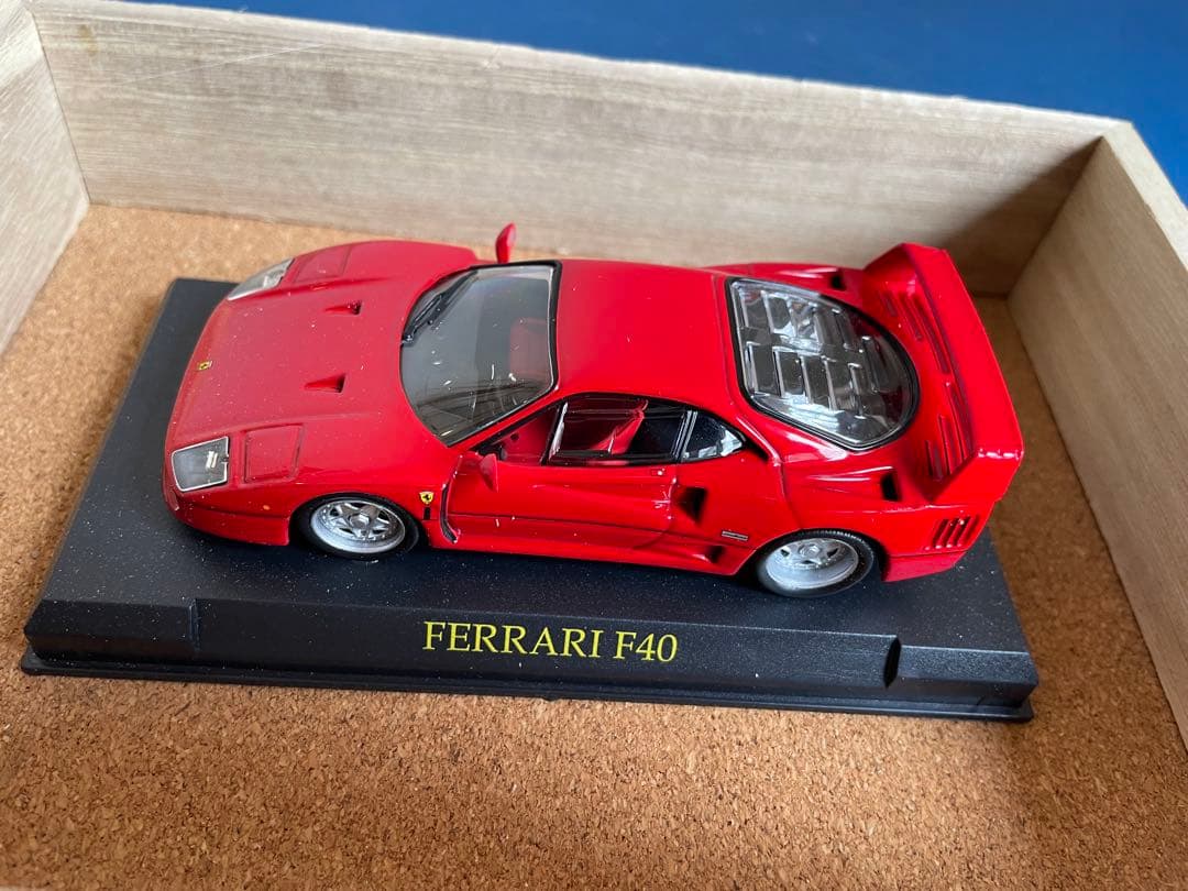 ミニカー フェラーリF40