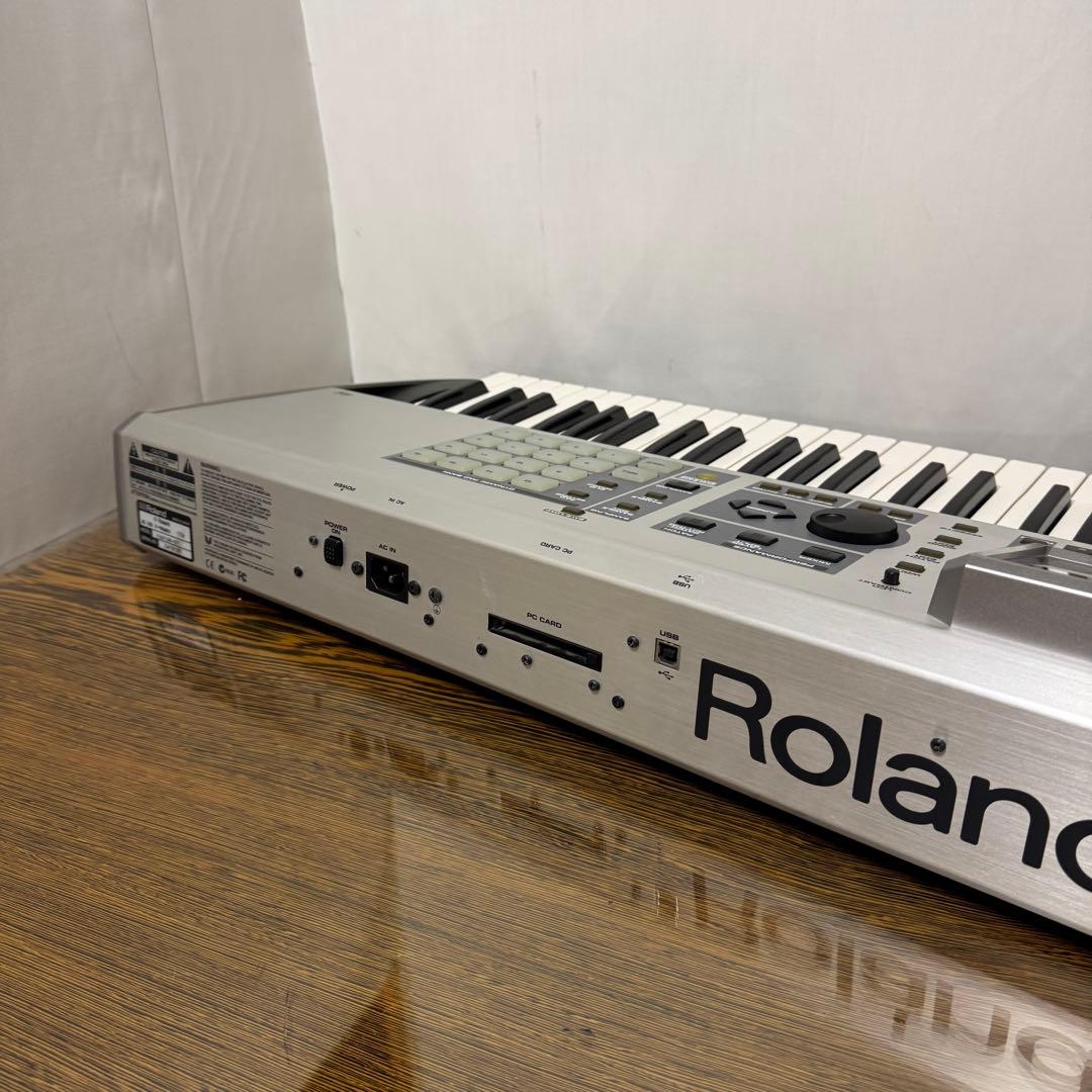 Roland Fantom X7 シンセサイザー　76鍵