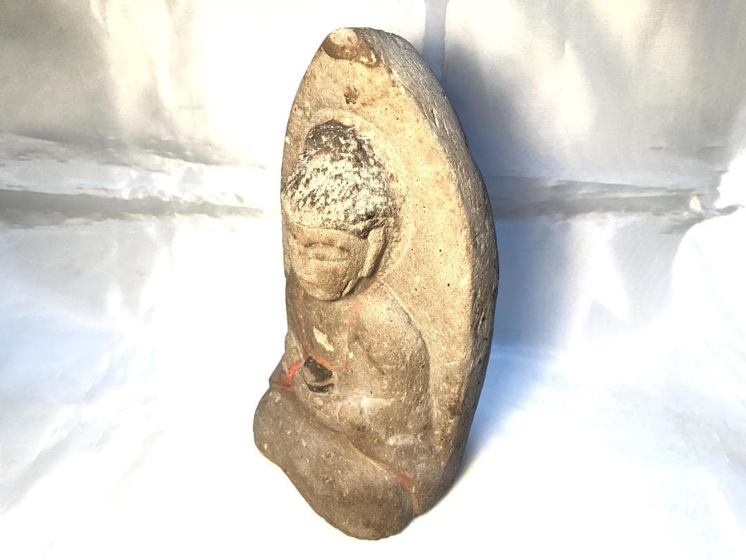 【 江戸期の石仏 】　卓上に置けるコンパクト22ｃｍ