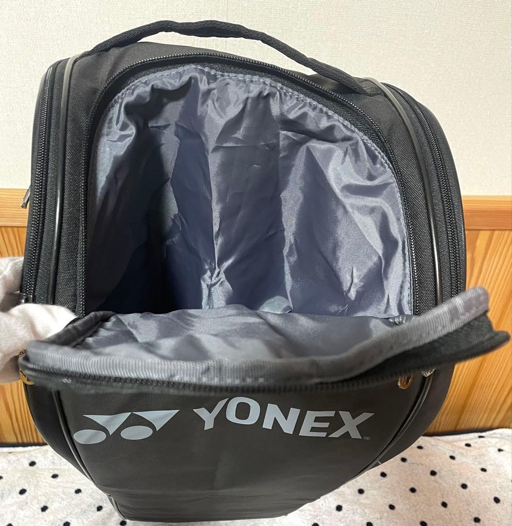 【美品】YONEX バドミントンバッグ バドミントンラケットケース付き ブラック