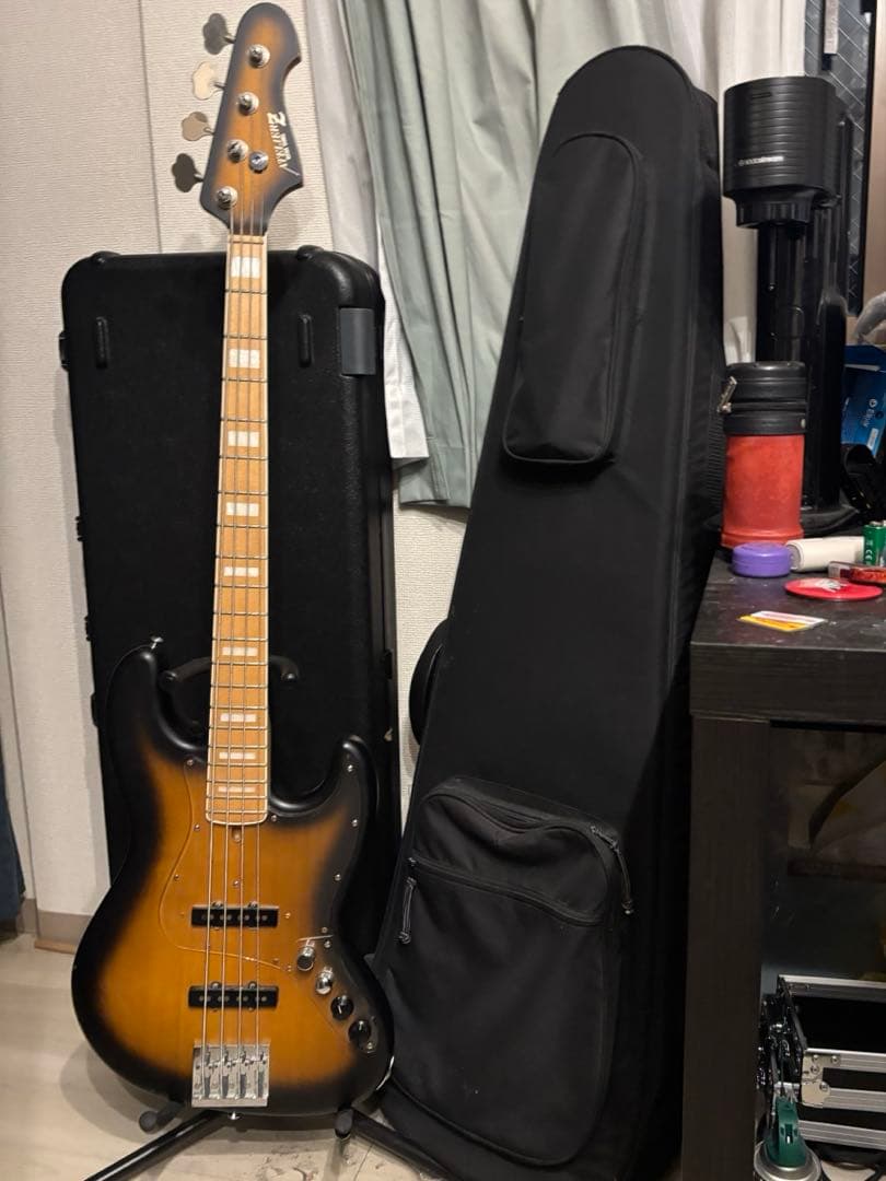 AtelierZ エレキベース ジャズベースサンバースト ケース付き