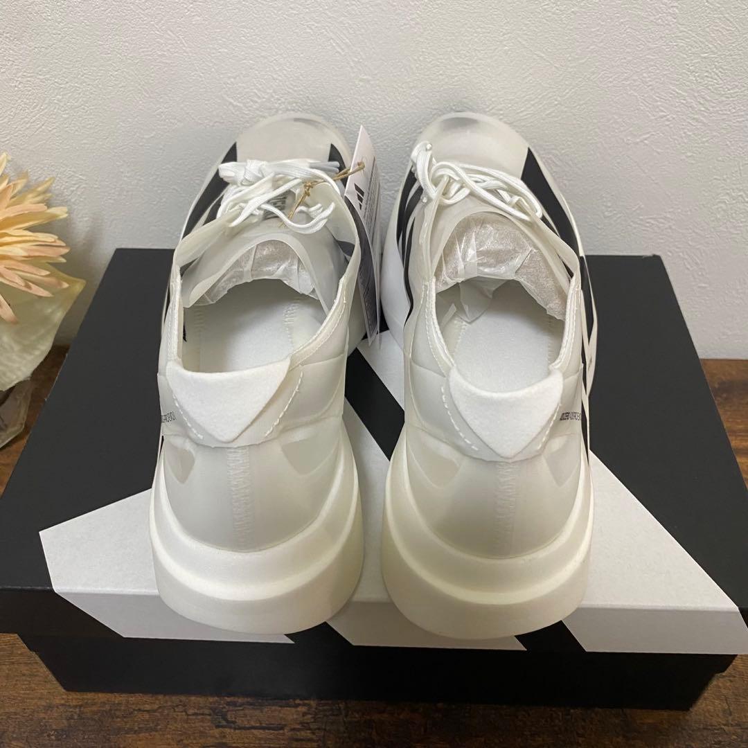 新品未使用【アディダス】スニーカー ランニングシューズ ADIZERO 27.5