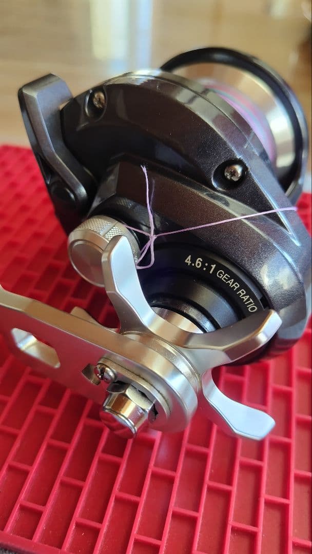 SHIMANO TORIUM 2000PG フィッシングリール　シマノ　トリウム