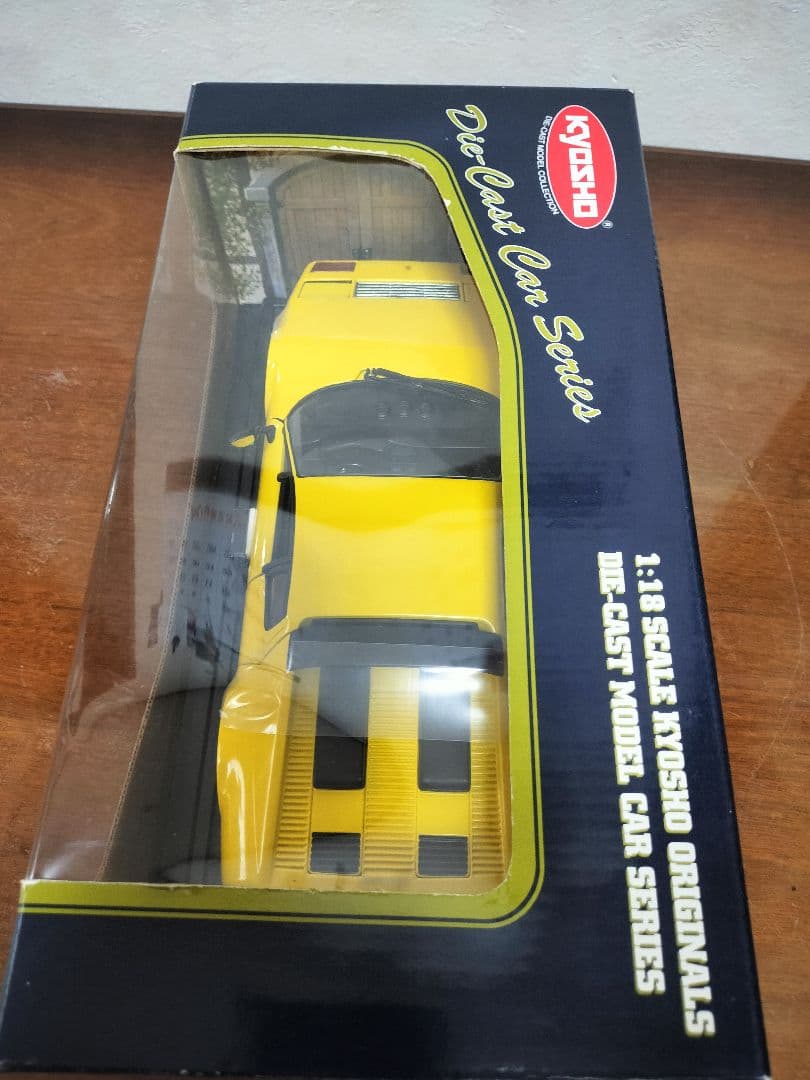 京商1/18　フェラーリ512BB 【希少初期パッケージ新品未開封イエロー】
