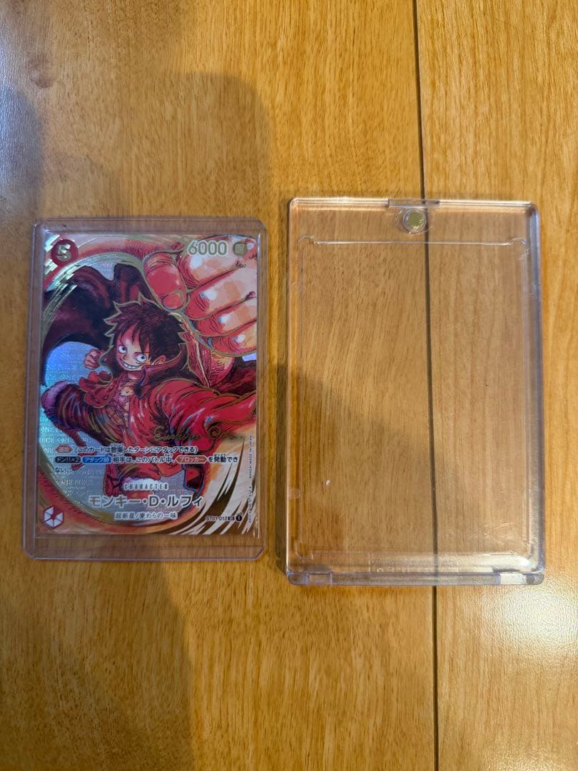 ONE PIECEカードルフィ書き下ろしサイン入りケース付き