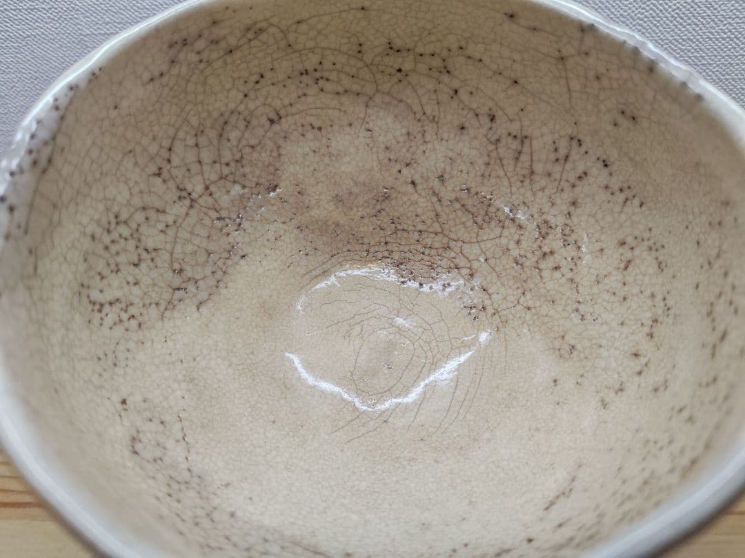 送料込【逢絢亭】茶道具 茶碗 萬古焼 雨漏手茶碗 裏千家書付 佐久間芳丘 共箱