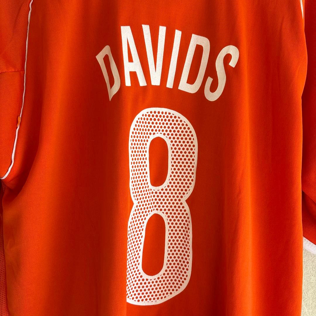 サッカーウェア。ダービッツ選手