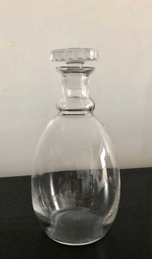 アンティーク　ドームナンシーのデキャンタ