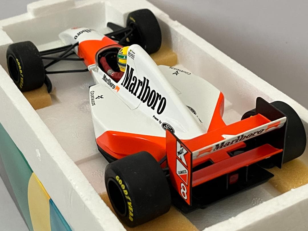 ミニチャンプス 1/18 McLaren Ford MP4-8 A.セナ 箱付
