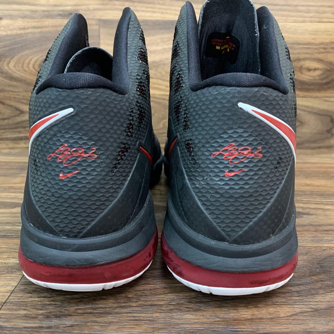 中古 Nike LeBron 8 \"White/Black/Red\"