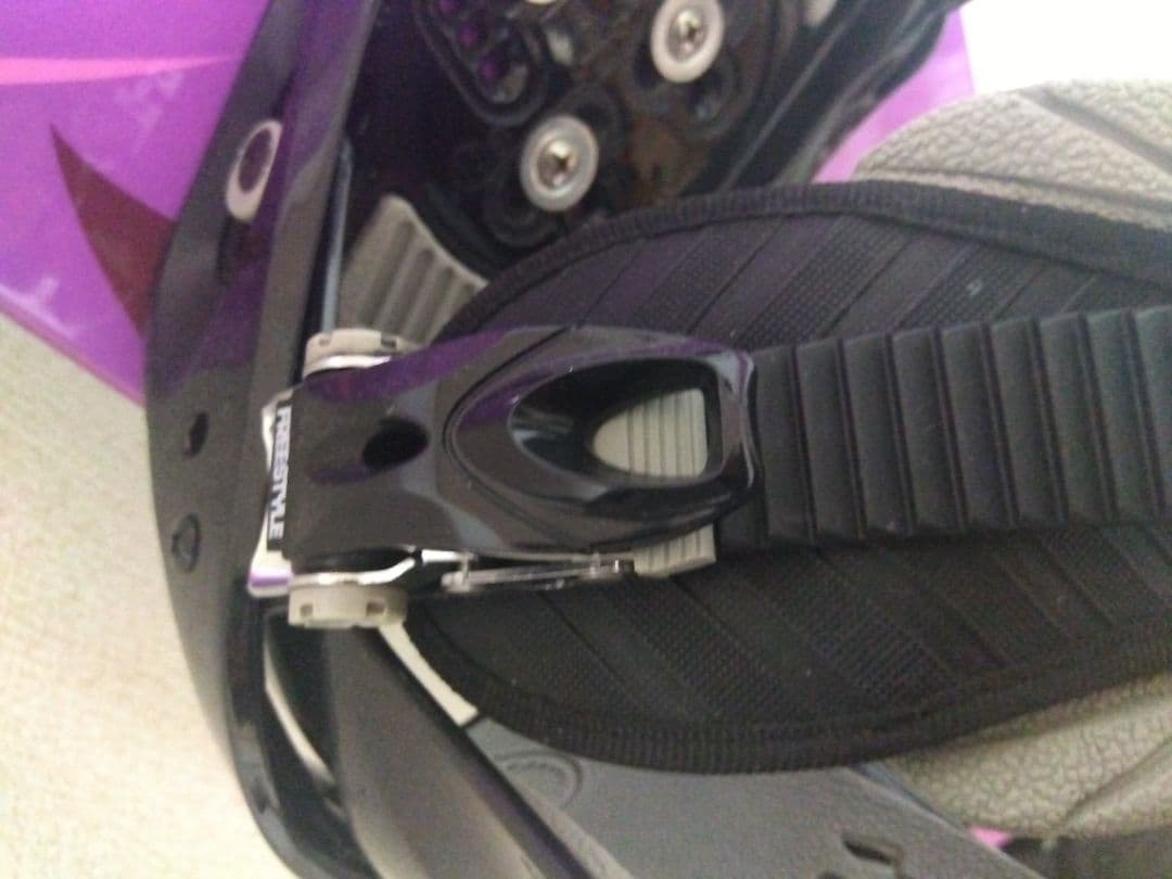 Burton バートン スノーボード 紫 緑 Freestyle ビンディング