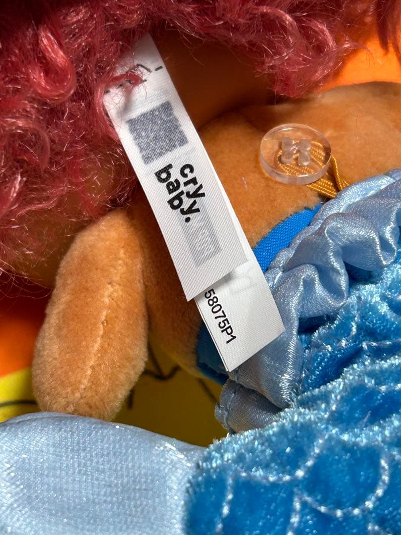 popmart cry baby vacation mode on シークレット