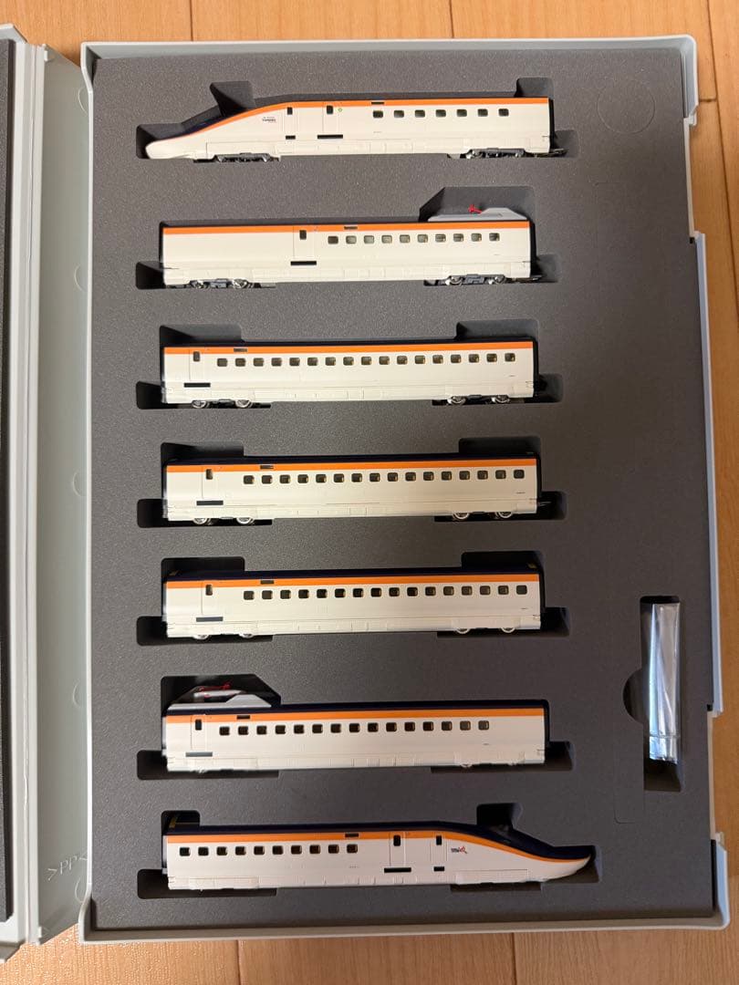 TOMIX E8系新幹線 つばさ　特別企画品