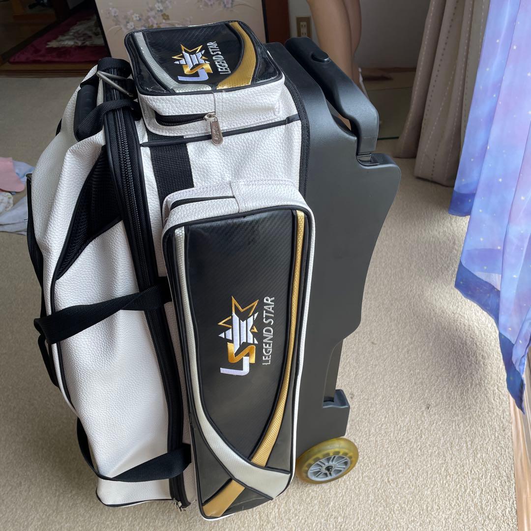 ボウリングバッグ3こ入り　シューズその他備品ポケット付き