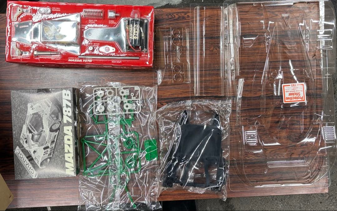 Mazda 787B 1/10 ラジコンカーキット