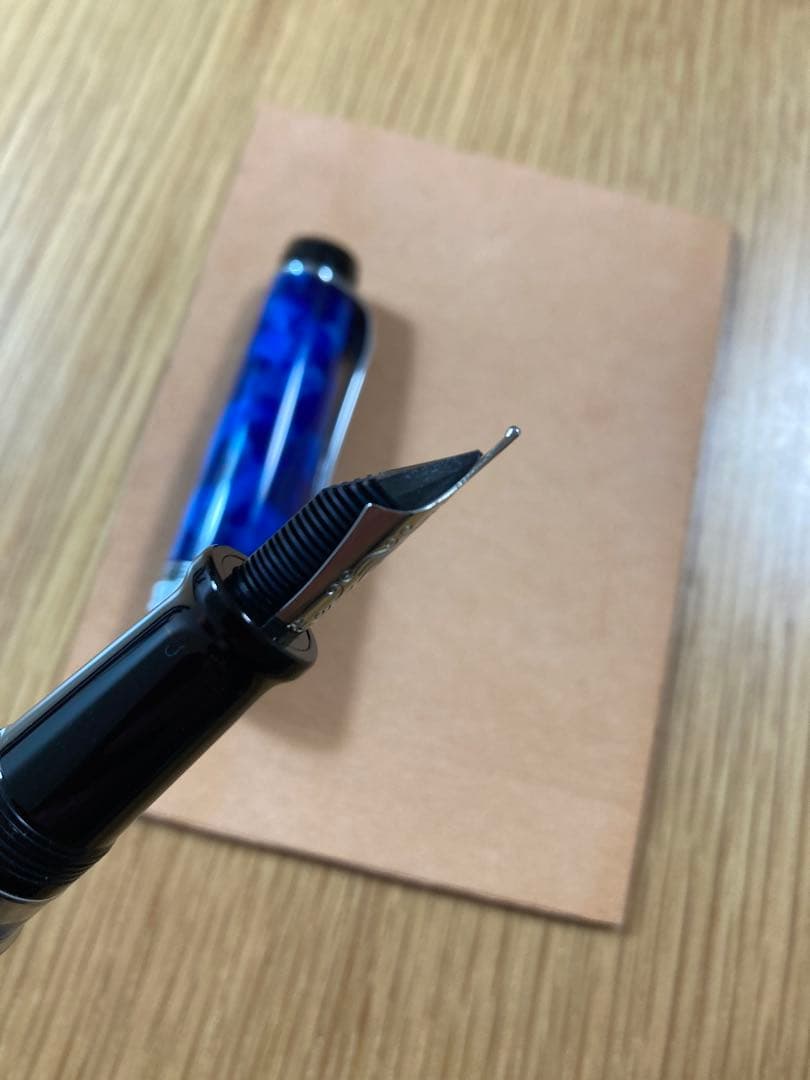 アウロラ 万年筆 青 14K金 Mニブ