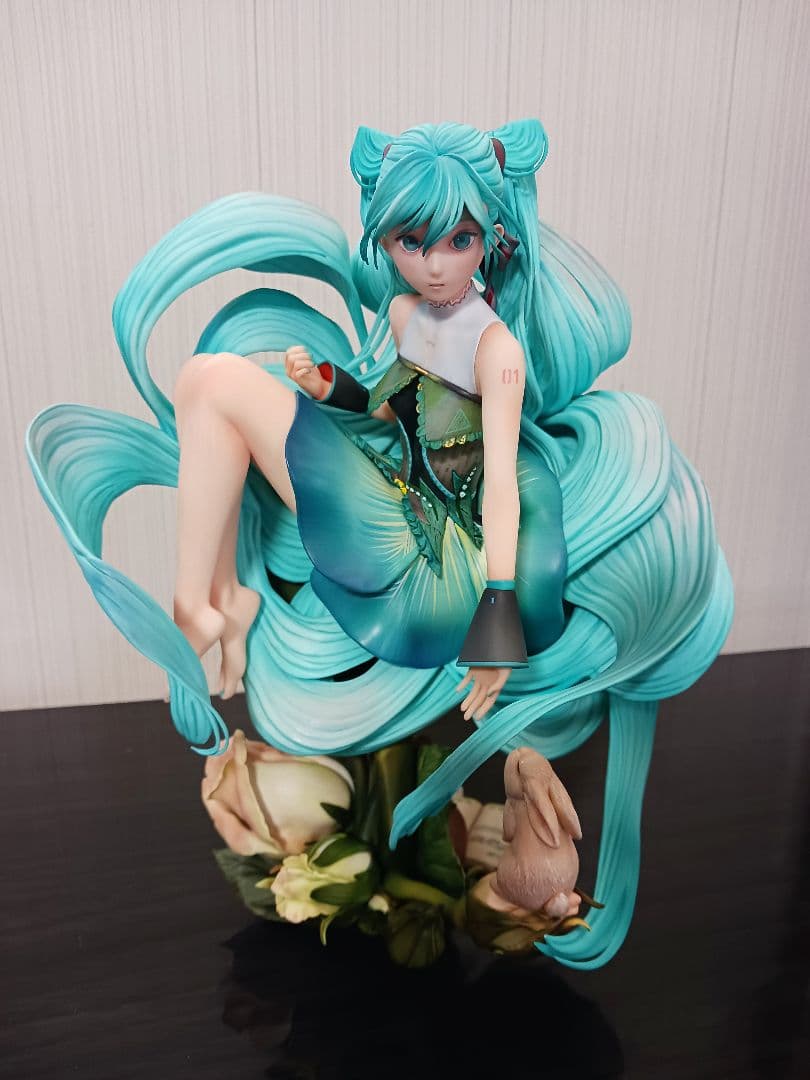 初音ミク 未来の蕾(つぼみ) 1/6 フィギュア 日本未発売 中国限定