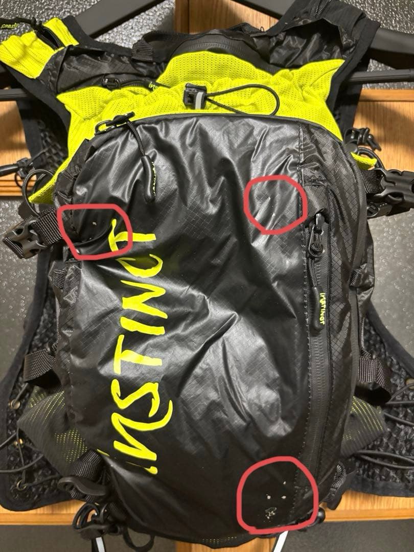 ウォーキング・ランニングウェア instinct X8 18L Black/Lime