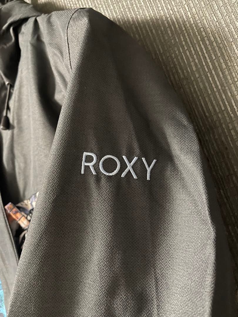 【新品未使用】ROXY スノボウェア Mサイズ 上下セット