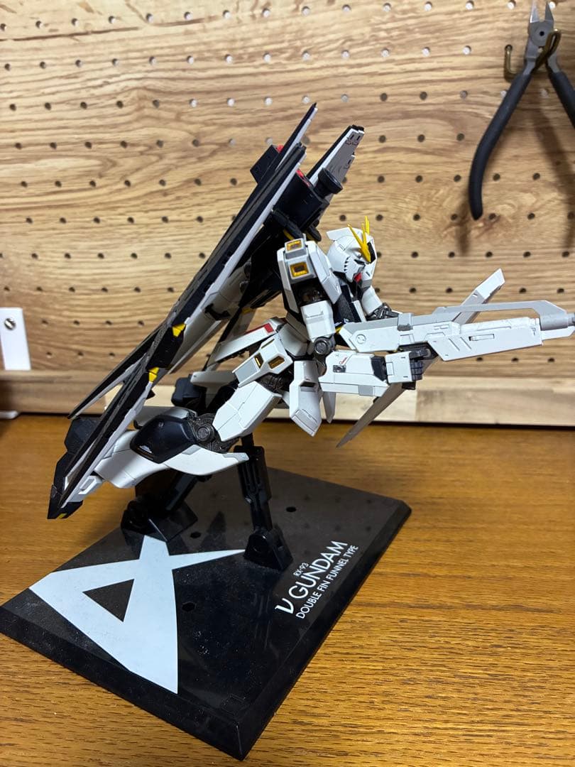 L ROBOT魂　 νGUNDAM DOUBLE FIN FUNNEL