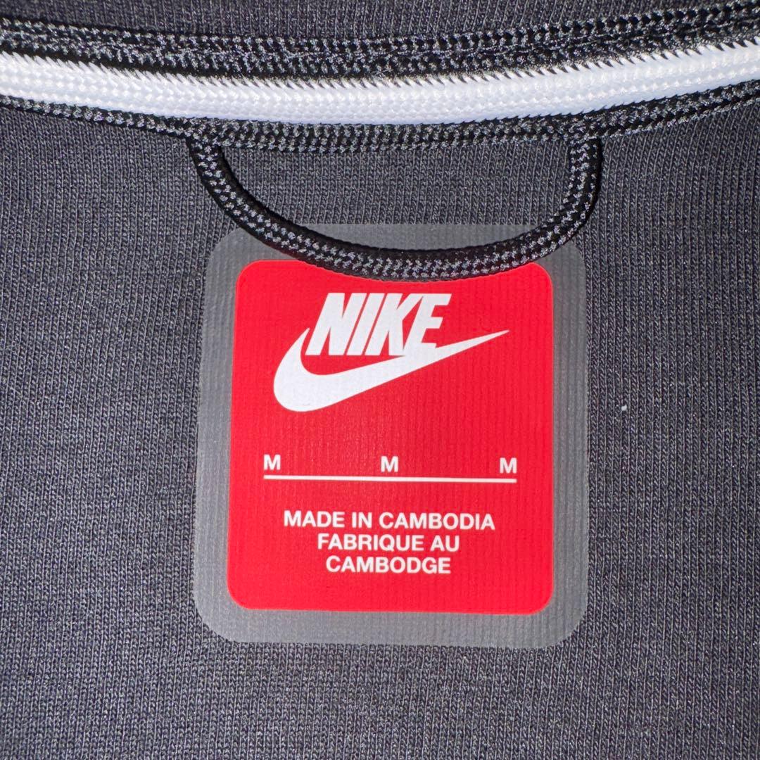 NIKEテックフリース