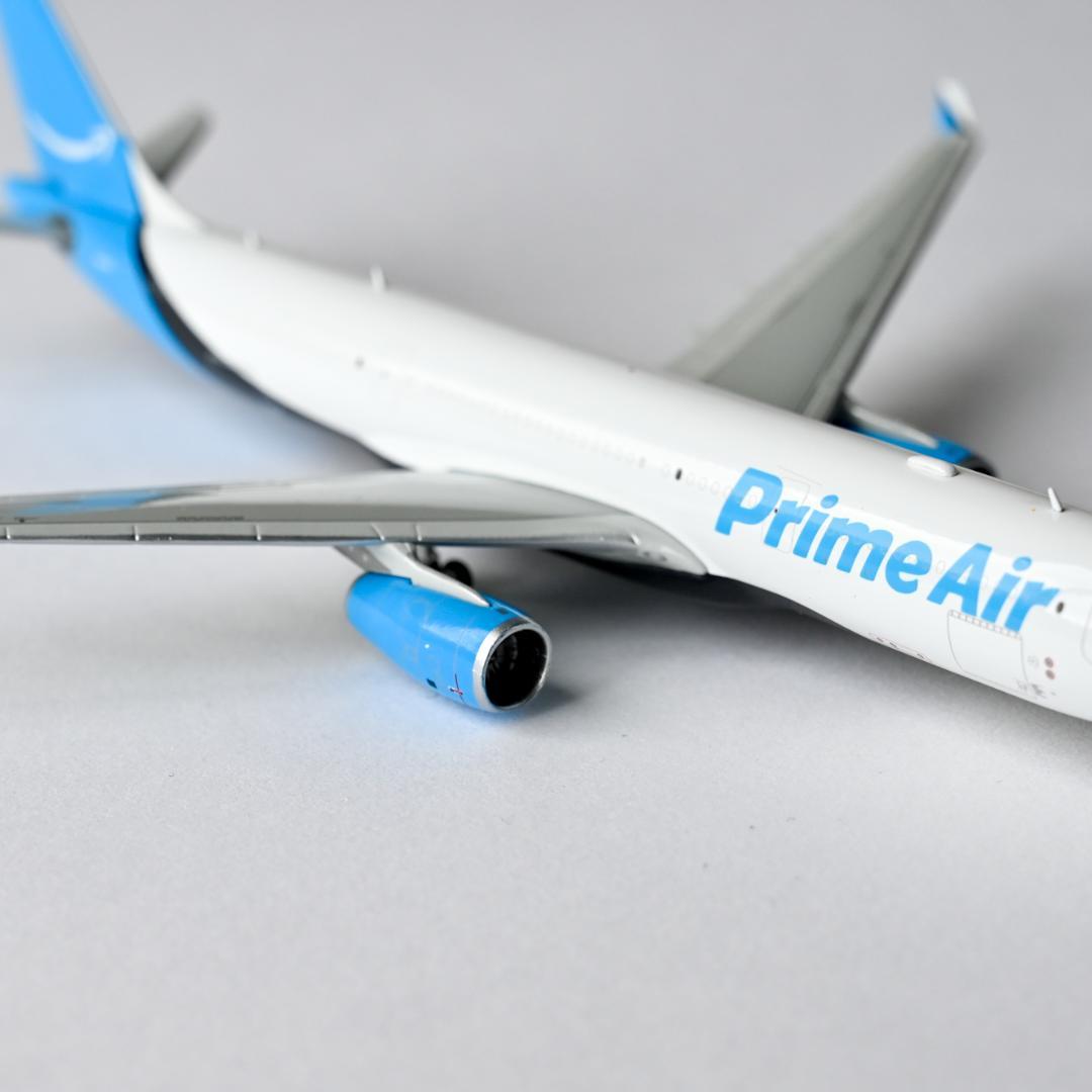 アマゾン Prime Air A330-300 P2F 貨物機 1/400
