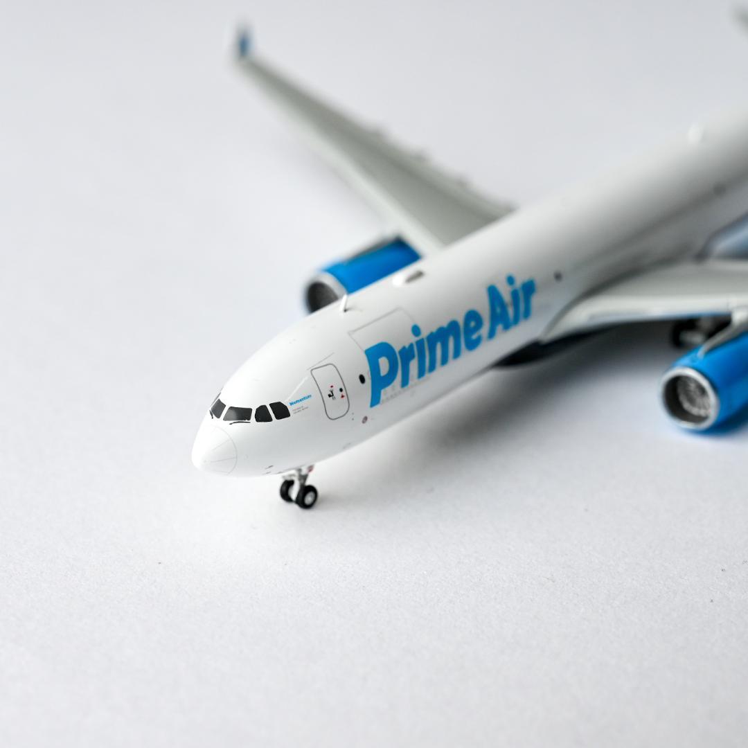 アマゾン Prime Air A330-300 P2F 貨物機 1/400