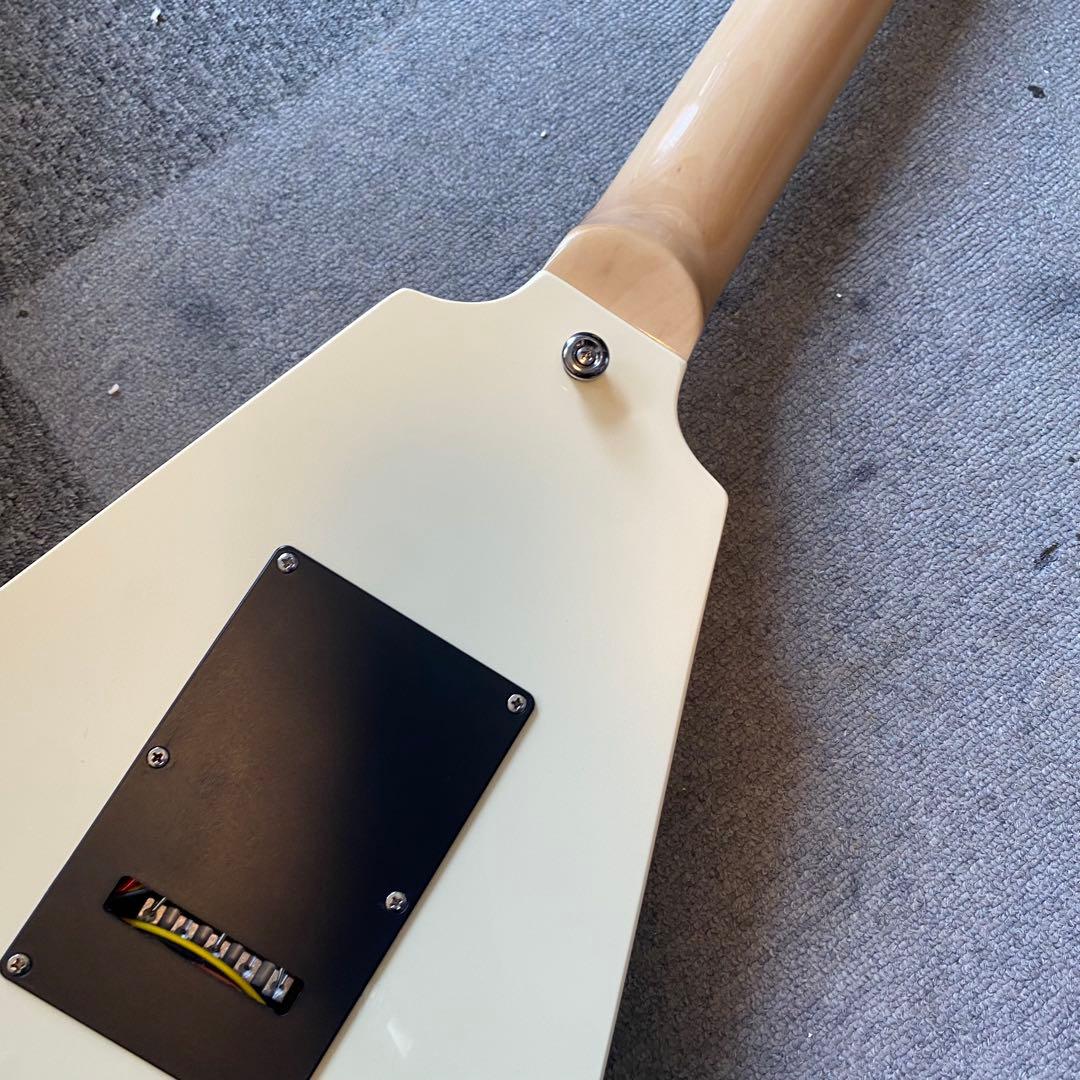 ノーブランド ブルズアイフライングV ギター ザック・ワイルド コンポーネント