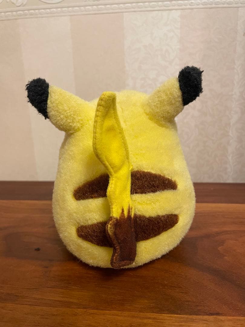 【顔良】tomy 初期　ピカチュウ ぬいぐるみ
