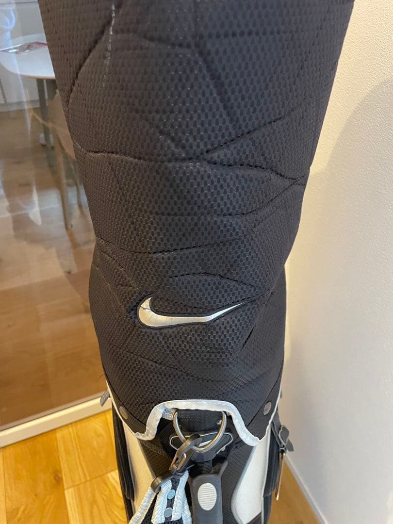 値下げ！！ Nike キャディバッグ 黒