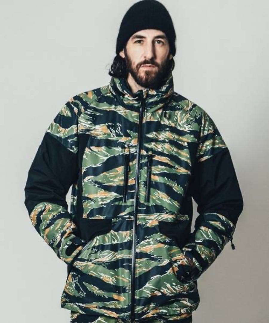 クライミー　カモフラージュ ナイロン ジャケットＬ