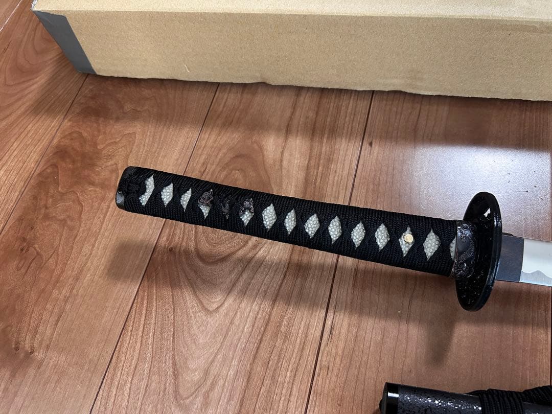 模造刀 黒色柄 刀 専用箱付き