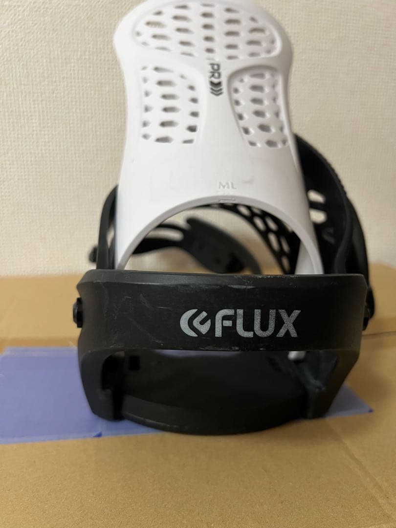FLUX PR ビンディング ホワイト/ブラック Mサイズ